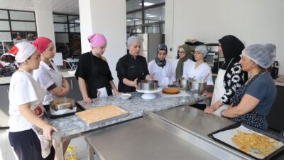 Konaklı kadınların yoğun ilgi gösterdiği Temel Pastacılık Eğitimi’nde ikinci dönem
