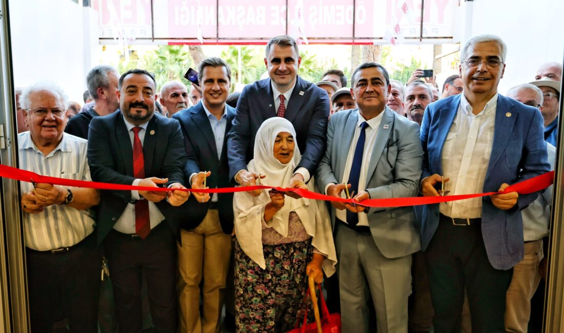 YENİ Parti Ödemiş’te ilçe binasını açtı: Güç’ten AKP’ye sert mesaj YENİ Parti İzmir’de üçüncü ilçe binasının açılışını Ödemiş’te gerçekleştirdi. Açılışta