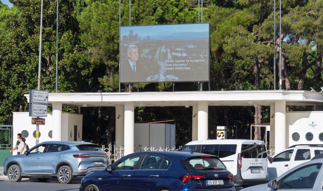 Piriştina’nın sözü artık LED ekranda yaşatılacak İzmir Büyükşehir Belediyesi, merhum İzmir Büyükşehir Belediye Başkanı Ahmet Piriştina’nın