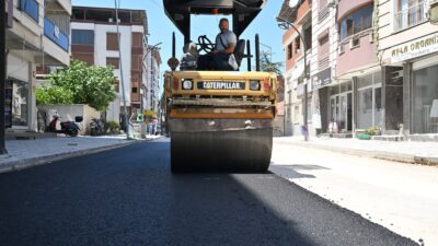 Manisa Büyükşehir Belediyesi, Soma ilçesi Turgutalp Mahallesi Atatürk Caddesi’nde sıcak