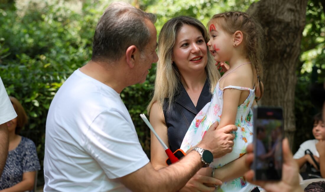 Efeler Belediyesi’nden çocuklara yaz sürprizi Müzik, dans, kukla gösterileri, palyaço, yüz boyama ve sürpriz ikramlar...