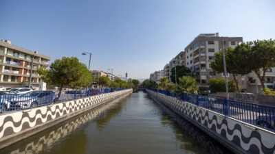 İzmir Büyükşehir Belediyesi İZSU ekipleri, Körfez’e ulaşan kirliliği azaltmak için