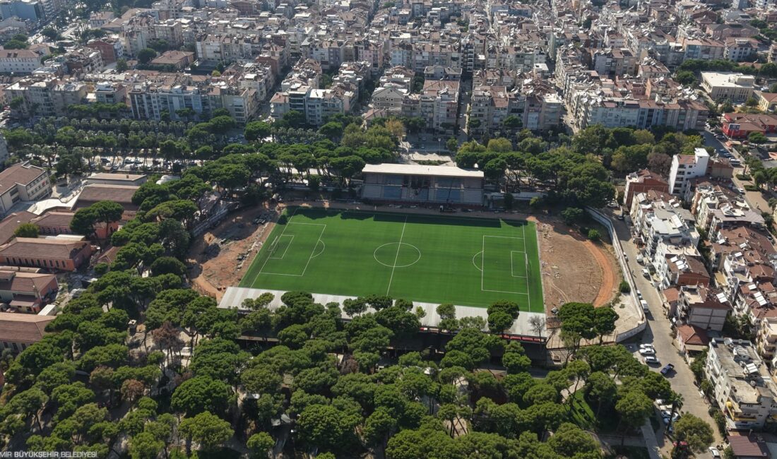 Saraçoğlu Stadı yenilendi: İzmir Büyükşehir’den Ödemiş’e spor yatırımı İzmir Büyükşehir Belediyesi, Ödemişli sporcuların kullandığı Saraçoğlu Stadı’nın yaklaşık 8