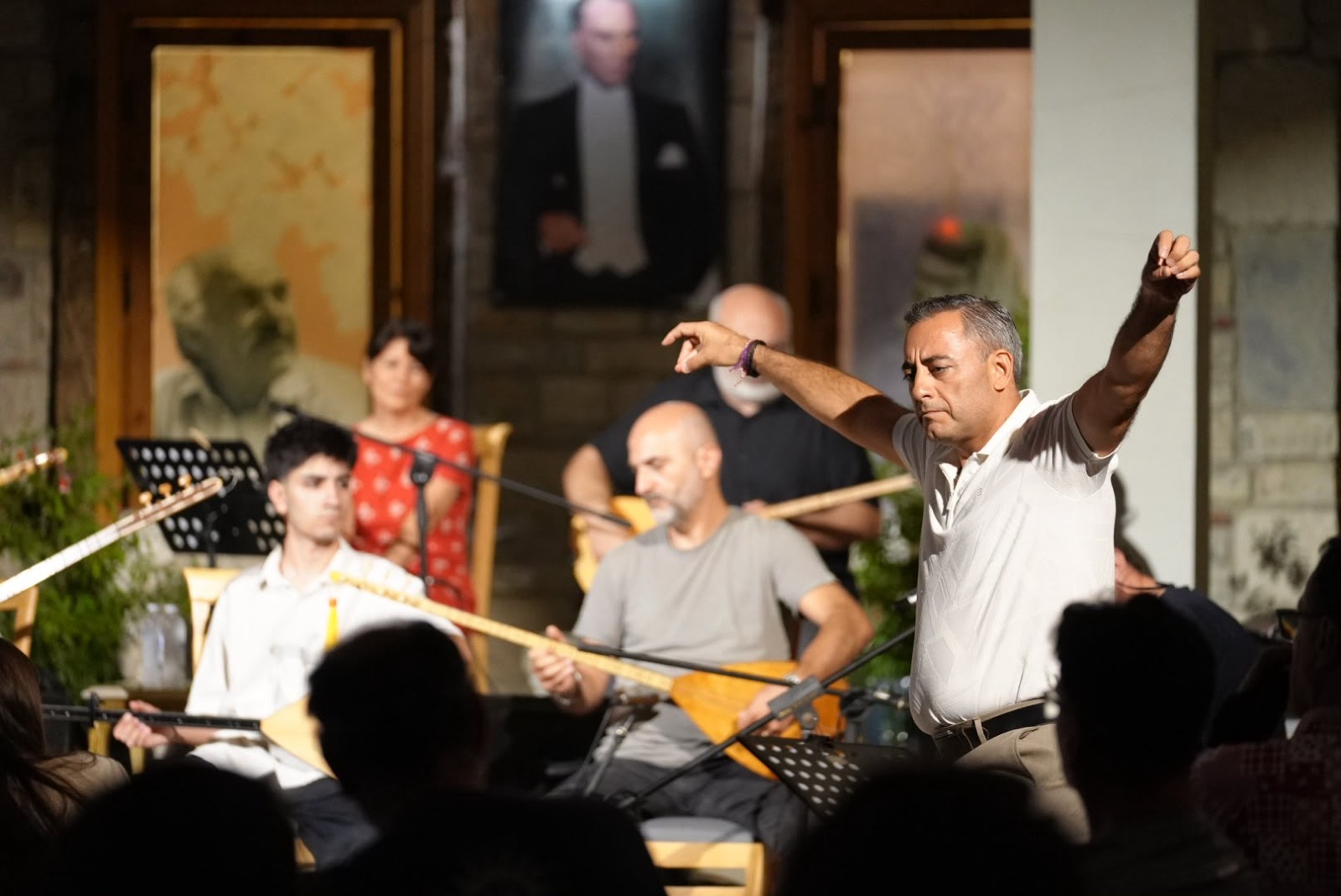 Seferihisar Belediyesi'nin ev sahipliğinde ve Kültürel ve Ekolojik Hayatı Koruma