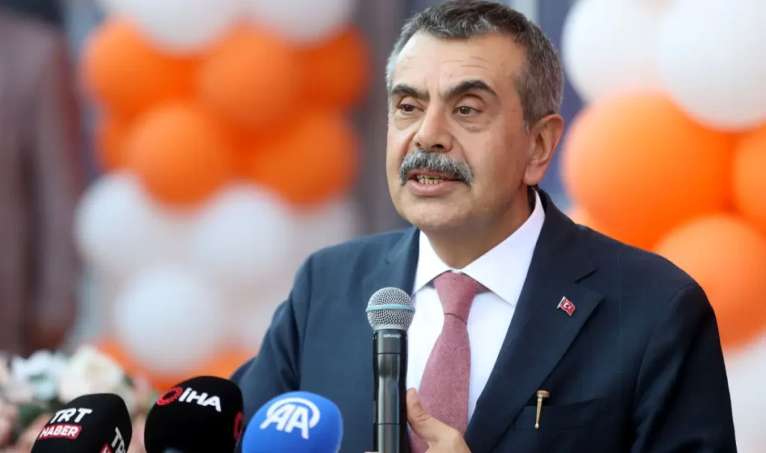Milli Eğitim Bakanı Yusuf Tekin, Turgutlu’da 11 öğrencinin yaralandığı silahlı