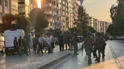 İzmir Karabağlar’da 5 banka çalışanının silahla rehin alındığı olayın ardından
