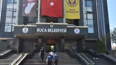 Buca Belediyesi’nde araç ve iş makinesi kiralama sözleşmelerinden kaynaklandığı belirtilen