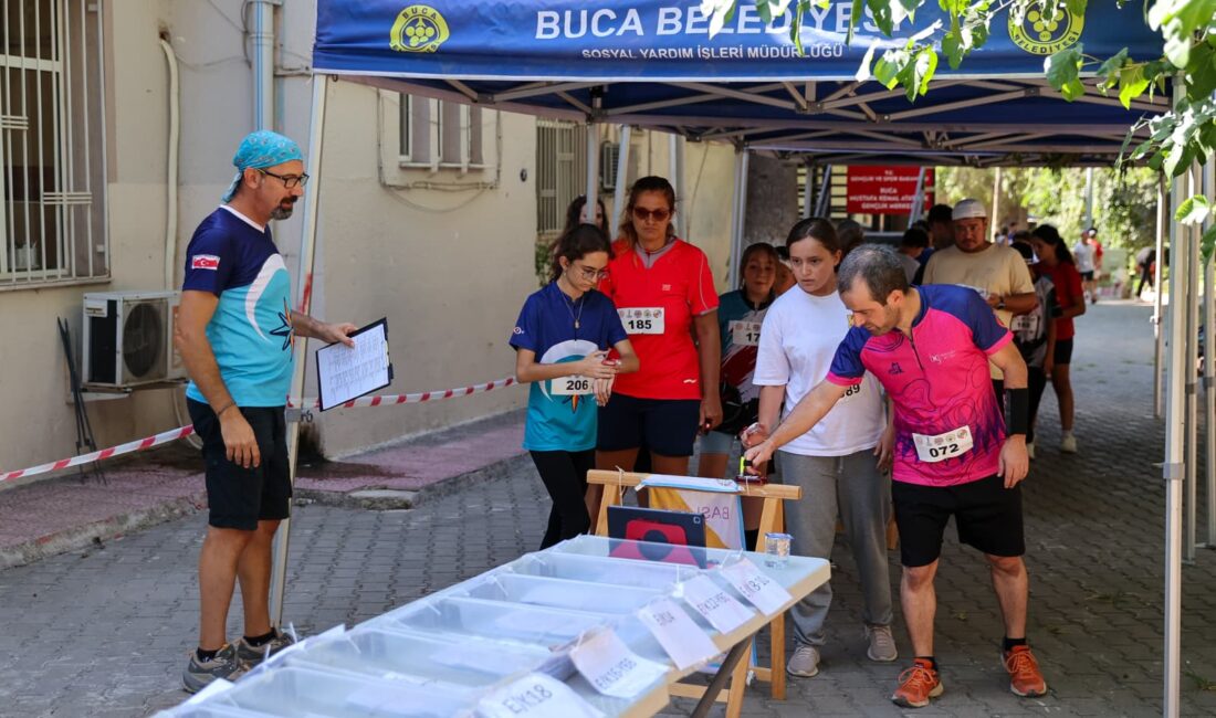 Buca İzmir’in kurtuluşunu sporla taçlandırdı Buca Belediyesi’nin ev sahipliğinde düzenlenen İzmir Kurtuluş Oryantiring Günleri, sporcuların