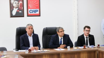 Buca Belediyesi’nin ev sahipliğinde gerçekleştirilen Atık Yönetimi Koordinasyon Toplantısı’nda bir