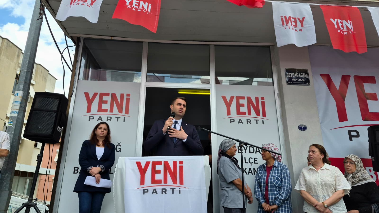YENİ Parti İzmir’in Beydağ İlçe Başkanlığı düzenlenen törenle açıldı. Açılışta
