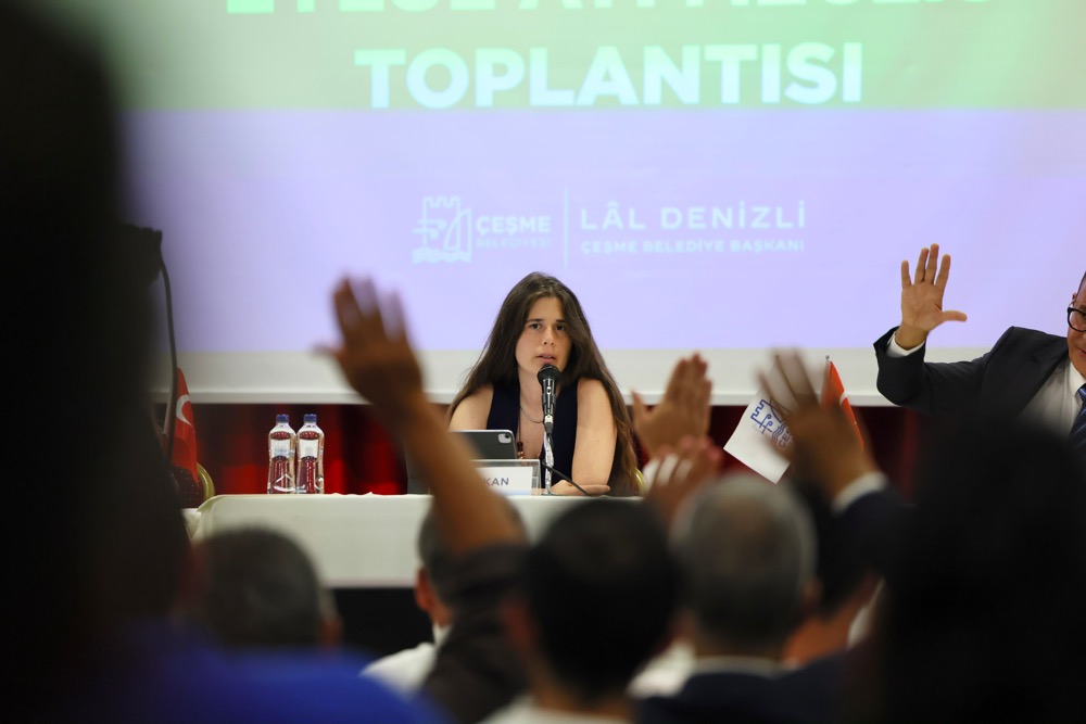 Çeşme Belediyesi Eylül Ayı Olağan Meclis Toplantısı gerçekleştirildi. Toplantıda, meclis