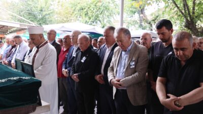 Urla Belediyesi Basın Bürosu’nun kurucularından, Urla ve Efes Selçuk belediyelerinde