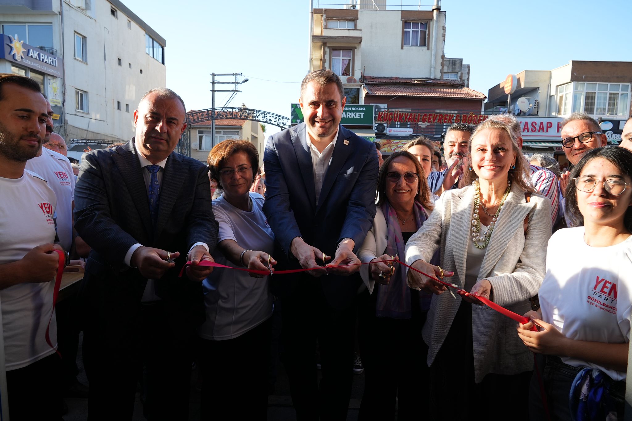 YENİ Parti’nin İzmir’deki ilçe örgütlenme çalışmaları Güzelbahçe’de devam etti. İlçe