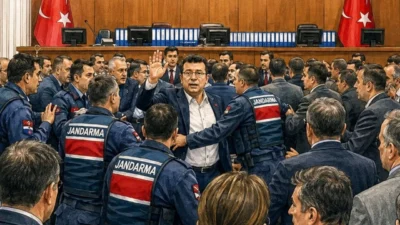 İBB Başkanı ve cumhurbaşkanı adayı Ekrem İmamoğlu, eski Tuzla Belediye