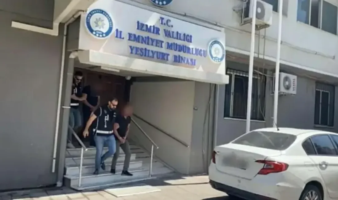 İzmir Otokent’te tefecilik operasyonu: 25’in üzerinde mağdur tespit edildi İzmir Otokent’te galericilik görüntüsü altında yüksek faizle borç para verdikleri
