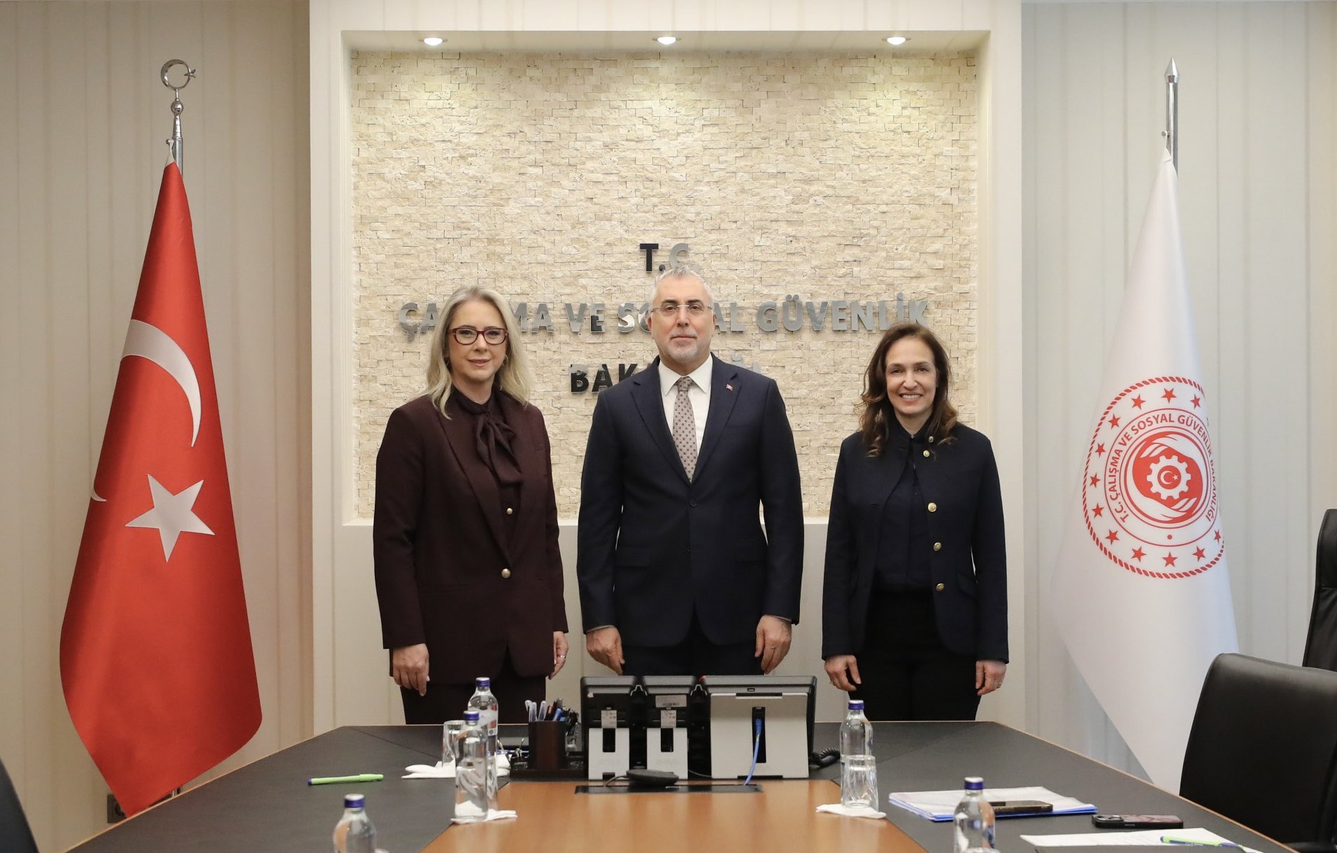 YENİ Parti’nin kurulmasının ardından CHP’de kalan Karşıyaka Belediye Başkanı Yıldız