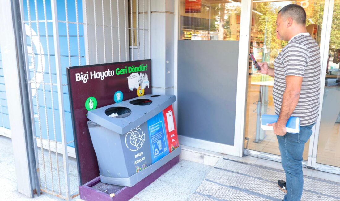 Konak Belediyesi’nden zincir marketlere sıfır atık denetimi Konak Belediyesi, ambalaj atıklarının ayrı toplanması ve geçici depolanmasına yönelik