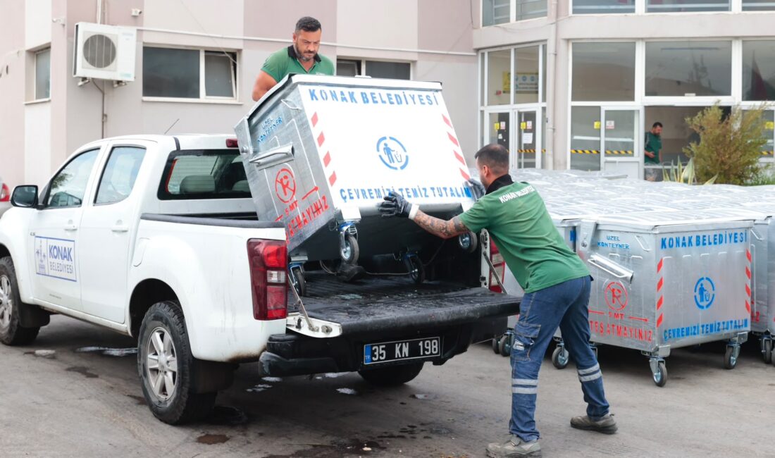 Konak Belediyesi, eskiyen çöp konteynerlerini yenilemeyi sürdürüyor. Geçtiğimiz ay sahaya