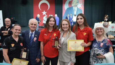 TÜRFAD İzmir Şubesi’nin Konak Belediyesi’nin katkılarıyla bu yıl 27.’sini düzenlediği