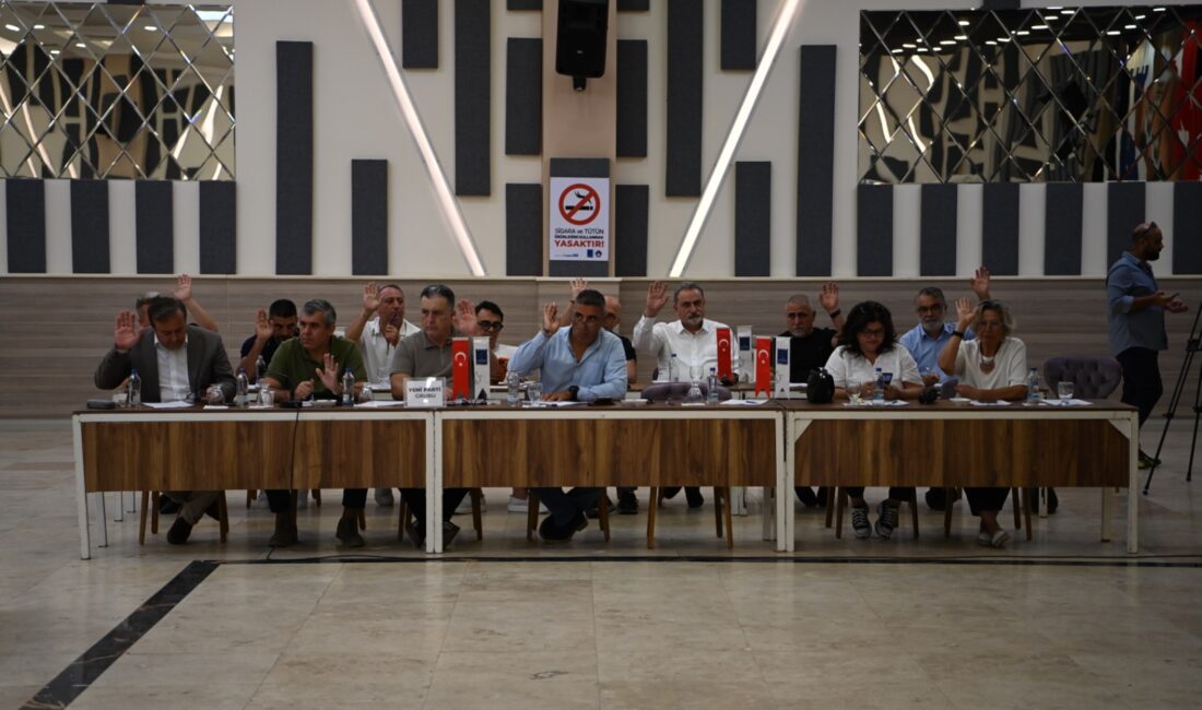 Kuşadası’nda GES kararı: 183 bin metrekarelik tarım arazisi için talep reddedildi Kuşadası Belediye Meclisi’nin eylül ayı toplantısında Caferli Mahallesi’ndeki verimli tarım