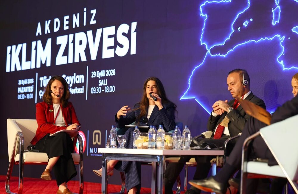 Lâl Denizli, Akdeniz İklim Zirvesi’nde Çeşme’nin iklim politikalarını anlattı Çeşme Belediye Başkanı Lâl Denizli, Muğla’da düzenlenen Akdeniz İklim Zirvesi