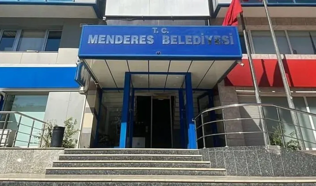 Menderes Belediyesi’nde ikinci dalga operasyon: 7 şüpheli tutuklandı Menderes Belediyesi’ne yönelik rüşvet ve irtikap soruşturmasında ikinci dalga operasyonun