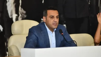 1986 yılında Çiğli’de doğan Onur Emrah Yıldız, eğitim hayatından mesleki