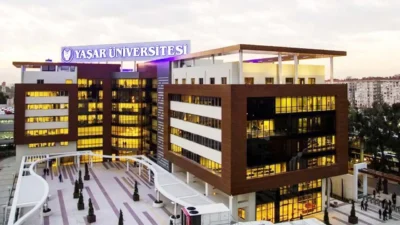 İzmir’deki Yaşar Üniversitesi bünyesinde bulunan İktisadi ve İdari Bilimler Fakültesi