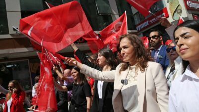 İzmir’in düşman işgalinden kurtuluşunun 104. yıl dönümü, Karşıyaka’da büyük bir