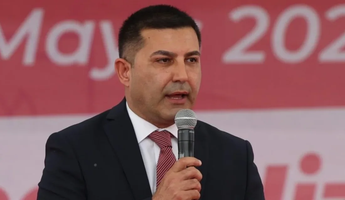 Ömer Günel’den yeni ‘kumpas’ iddiası: İş birlikçi B.A. tutuklu ve yakınlarına gidip ‘iftiraya teşvik’ ediyor! İstanbul Cumhuriyet Başsavcılığı’nın yürüttüğü soruşturma kapsamında tutuklanan ve görevden uzaklaştırılan