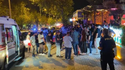 Denizli'nin Merkezefendi ilçesindeki restoranda çıkan silahlı kavgada 2 kişi hayatını