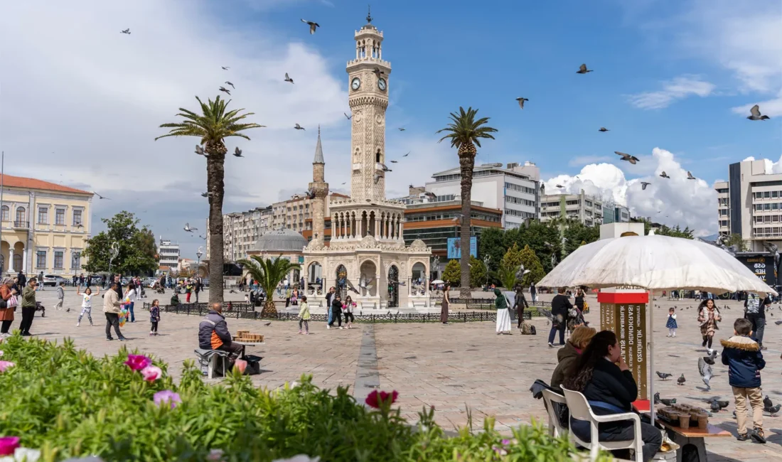 Türkiye’de yüz binlerce yatırımcıyı etkileyen fon krizinde tartışmalar sürerken, YENİ