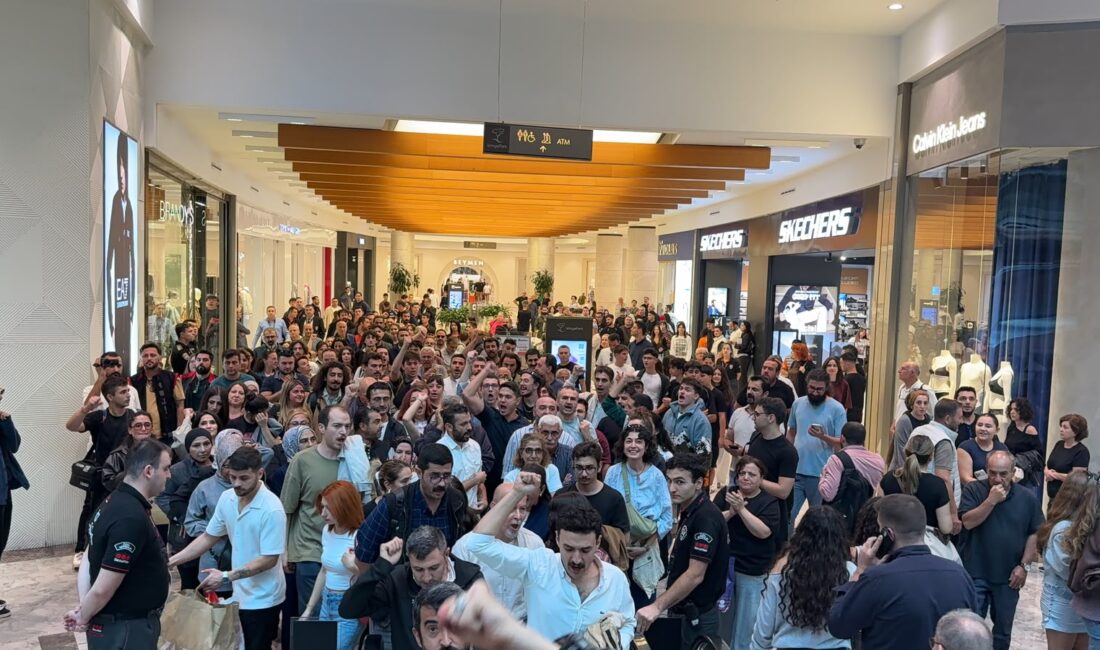 Atamay işçilerinden 3 kentte Tommy Hilfiger eylemi: İzmir’de adres İstinyePark Atamay Tekstil’in kapanmasının ardından maaş, kıdem ve ihbar tazminatları ile