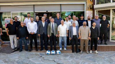 Bayraklı Belediyesi, ilçede faaliyet gösteren 15 amatör spor kulübüne 1