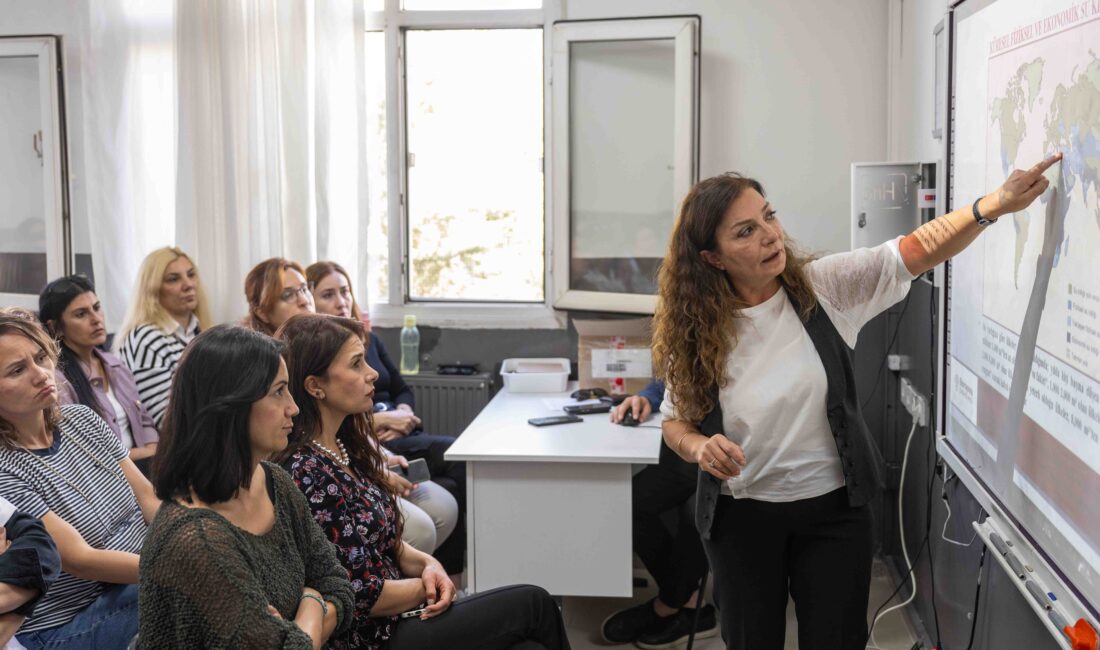 BELGEM öğretmenleri “Yeşil Dönüşüm” için eğitildi Bornova Belediyesi İklim Değişikliği ve Sıfır Atık Müdürlüğü, BELGEM(Bornova Belediyesi