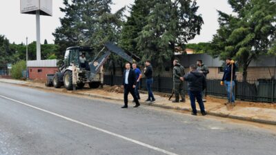 Bornova Belediye Başkanı Ömer Eşki, Bornova Anadolu Lisesi’nin de bulunduğu