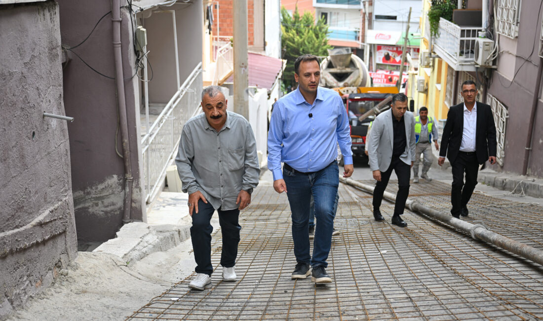 Bornova’da yıllardır süren yol çilesi sona erdi: O yokuş artık güvenli Bornova’nın Çamkule Mahallesi’nde özellikle yağışlı ve don havalarda yayalar için