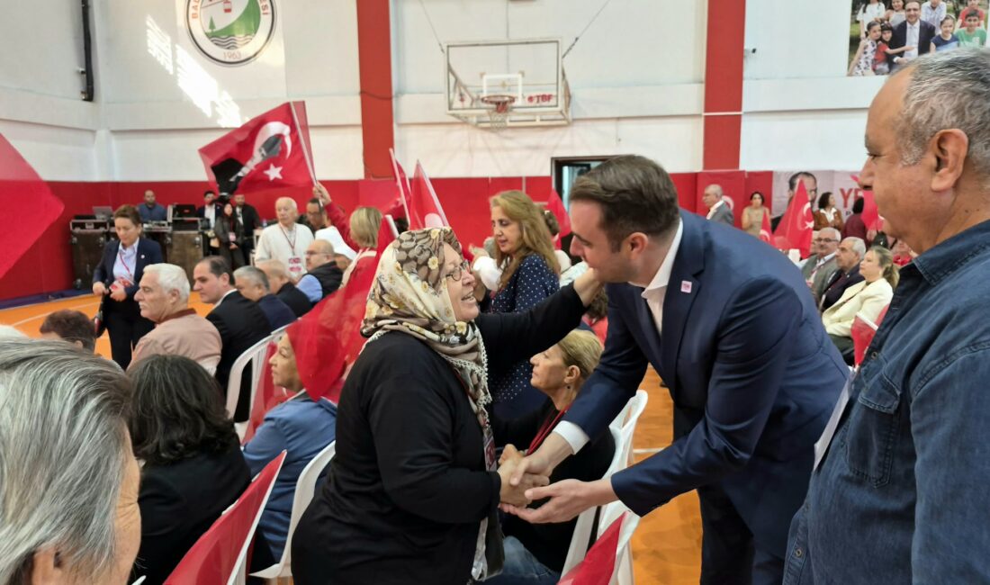 Çağatay Güç: İktidarın hayalini bile kuramadığı bir demokrasi şöleni yaşıyoruz YENİ Parti’nin İzmir’deki ilçe kongreleri Balçova ile başladı. Kongrede konuşan