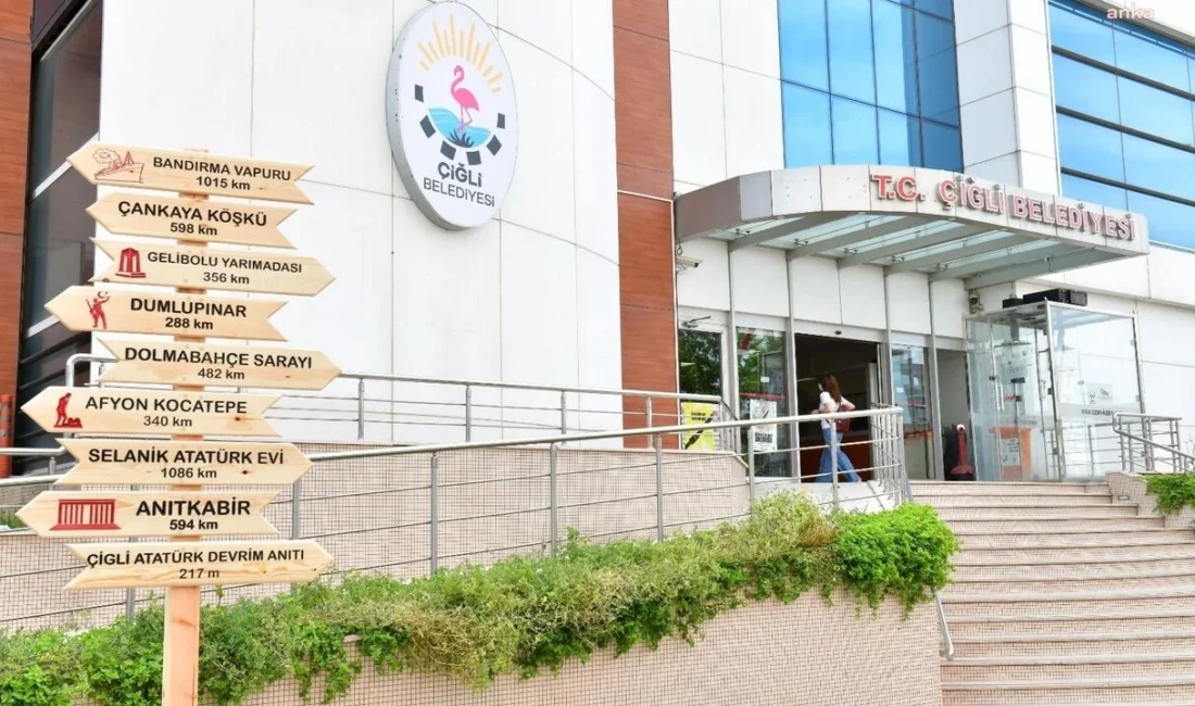 Çiğli Belediyesi’nde iş bırakma eylemi: İşçilere maaş uyarısı! Çiğli Belediyesi iştiraki ÇİBEL’de çalışan işçiler, maaşların zamanında yatırılmaması ve