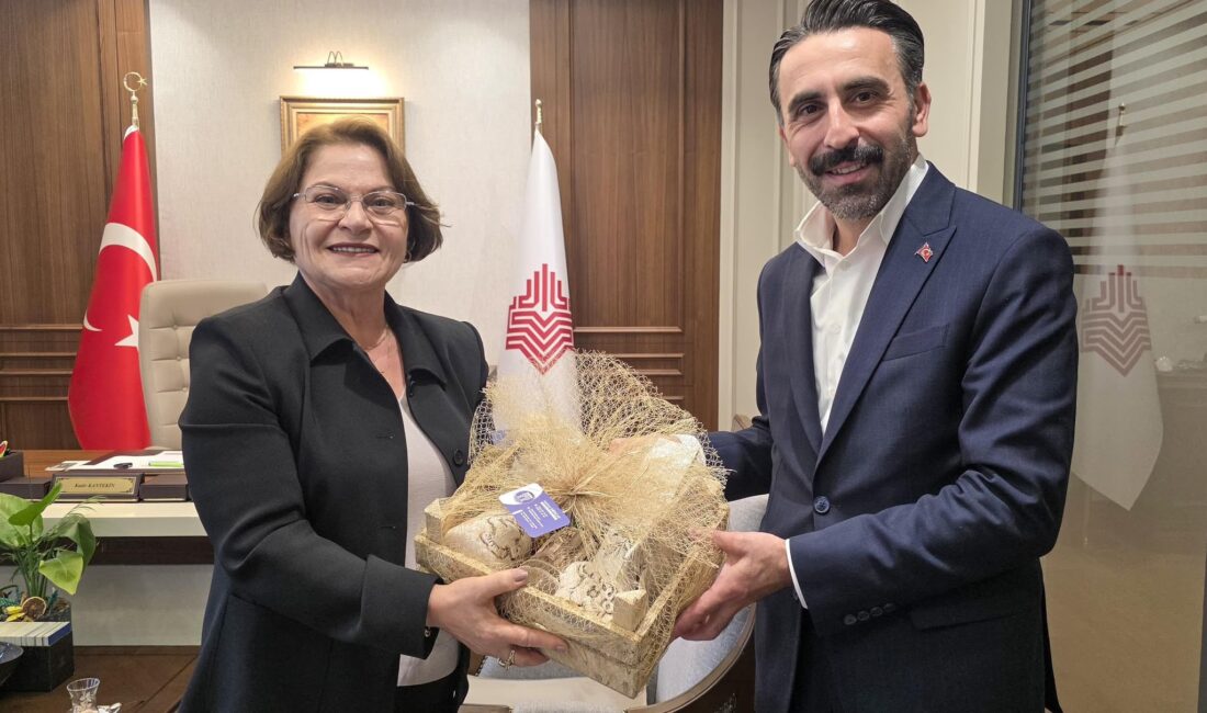 Didim’de Vakıflar arazisi için imzalar atıldı! Belediye ihaleyi kazandı Didim Belediyesi, Vakıflar arazisinin kente kazandırılması için yürüttüğü süreçte önemli
