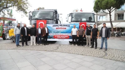Dikili Belediyesi, hizmet kapasitesini artırmak amacıyla 9 yeni aracı filosuna