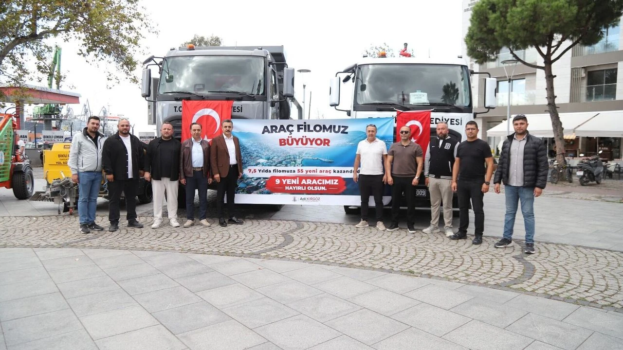 Dikili Belediyesi, hizmet kapasitesini artırmak amacıyla 9 yeni aracı filosuna