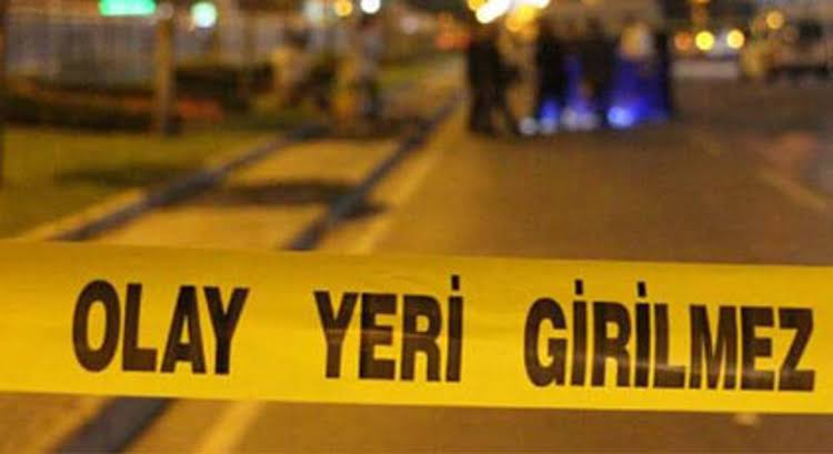 Tırazlar Mahallesi’nde düğün eğlencesinin ardından çıkan tartışma cinayetle sonuçlandı. 19