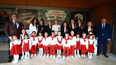 Efes Selçuk’ta 29 Ekim Cumhuriyet Bayramı kutlamaları, çocukların Belediye Başkanı