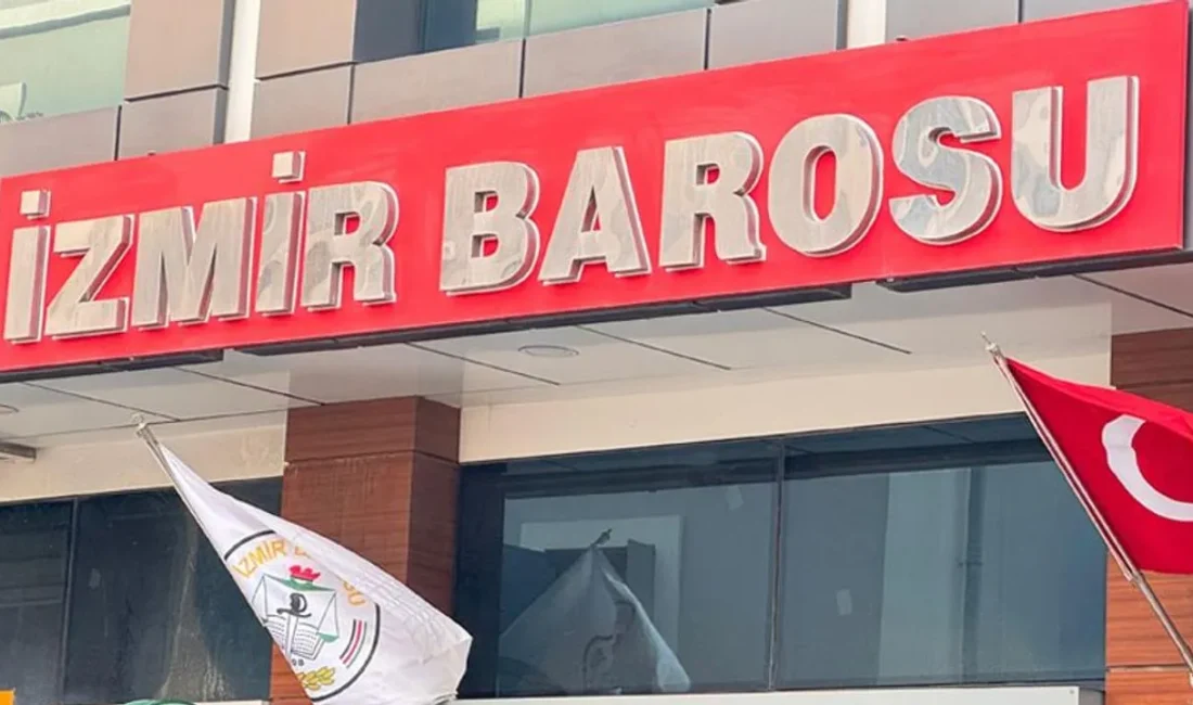 İzmir Barosu’nda görev dağılımı belli oldu: 2 numaralı koltuk YENİ Parti’ye! İzmir Barosu’nun yeni yönetiminde başkan yardımcılığı, genel sekreterlik ve saymanlık