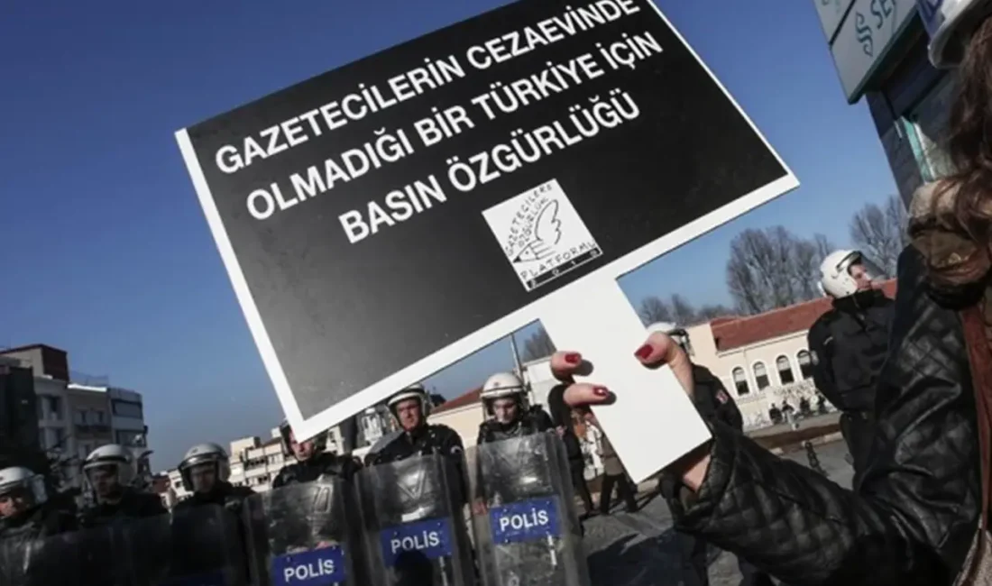 İzmir’de basın özgürlüğü yürüyüşü! Özgür Özel de katılacak İzmir Gazeteciler Cemiyeti öncülüğünde 24 Ekim Cumartesi günü düzenlenecek “Sansüre