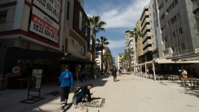 İzmir Büyükşehir Belediyesi, Alsancak’ın simge noktalarından Kıbrıs Şehitleri Caddesi’nde zemin