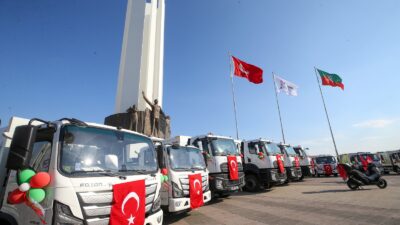 Karşıyaka Belediyesi, “Tertemiz Karşıyaka” hedefi doğrultusunda araç filosuna 17 yeni