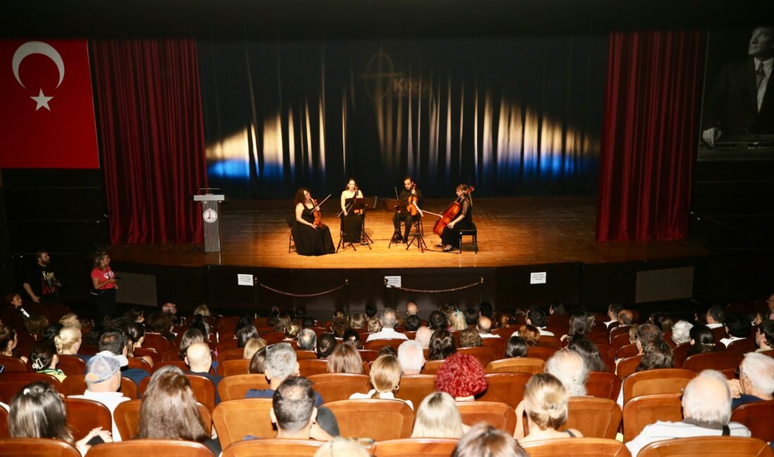 Karşıyaka Oda Orkestrası yeni sezona başlıyor Türkiye’de bir ilçe belediyesi tarafından kurulan ilk oda orkestrası