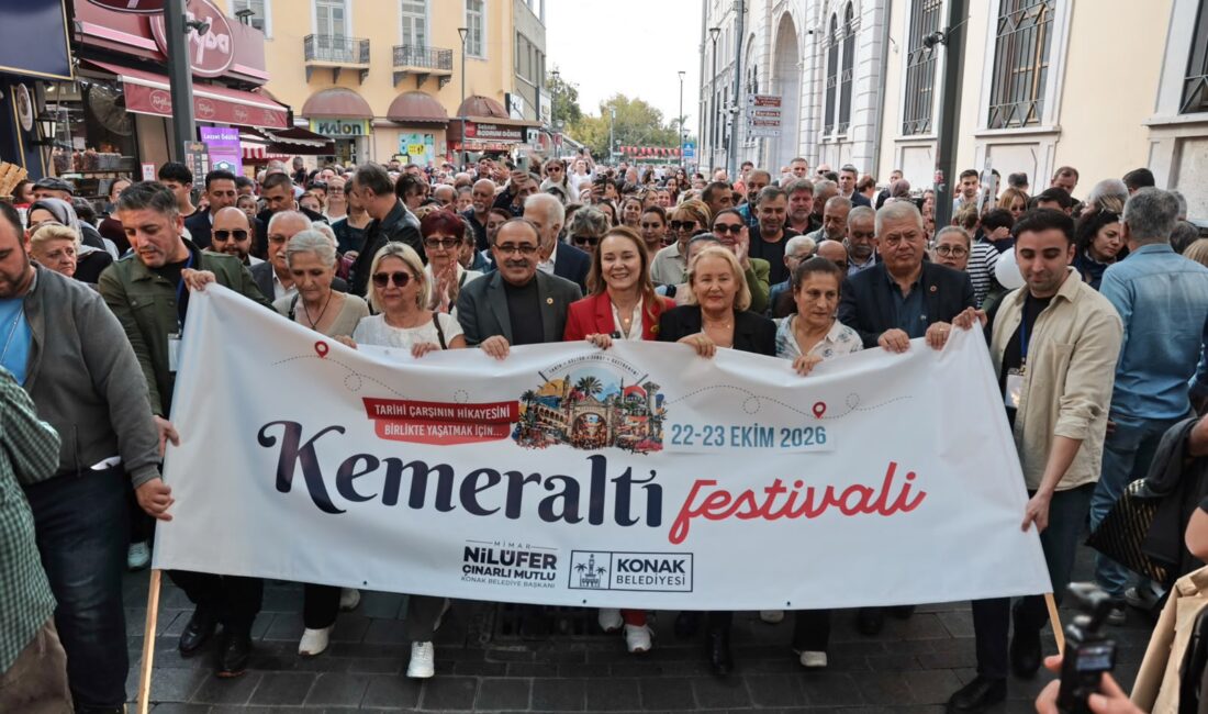 Kemeraltı’nın sokakları festivalle şenlendi Konak Belediyesi’nin, Tarihi Çarşı’nın köklü tarihini ve zengin gastronomi kültürünü
